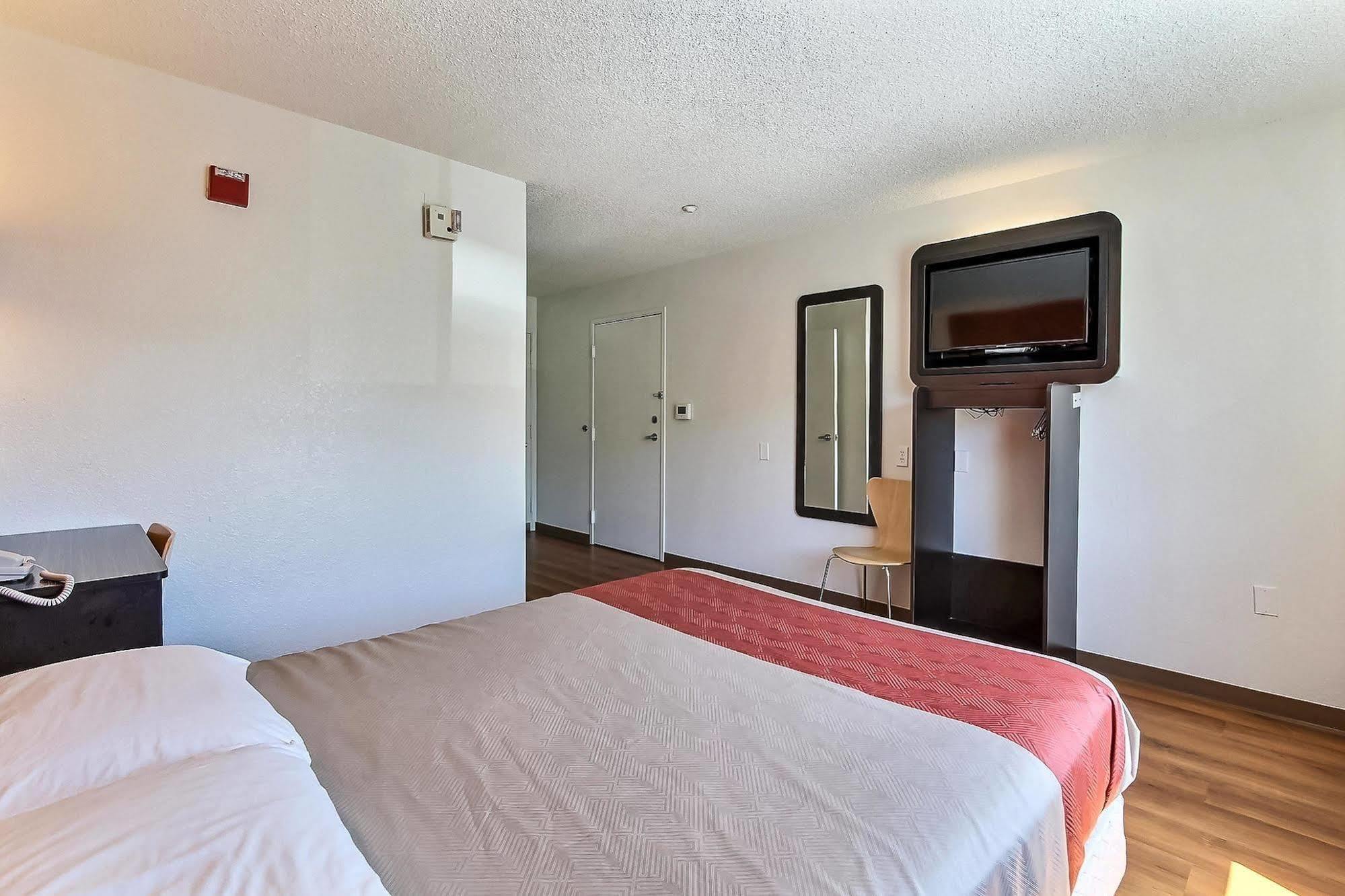 Motel 6-Gilroy, Ca Екстериор снимка