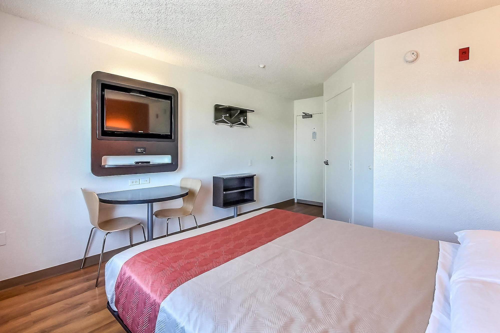 Motel 6-Gilroy, Ca Екстериор снимка